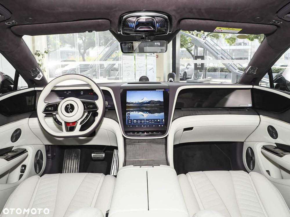 BYD Yangwang U7 - 9