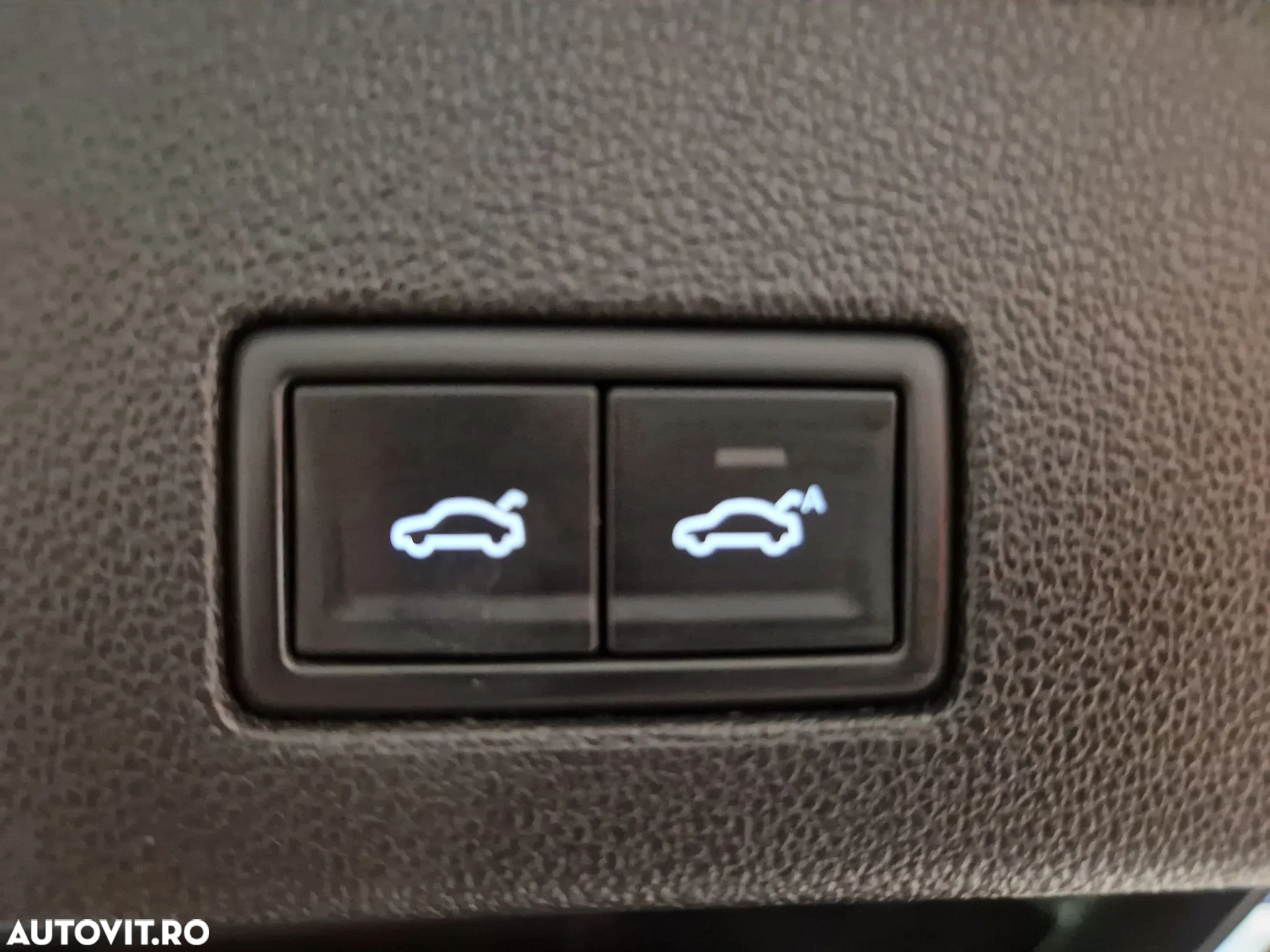 Volkswagen Touareg 3.0 V6 TDI 4Motion DPF Automatik - 31