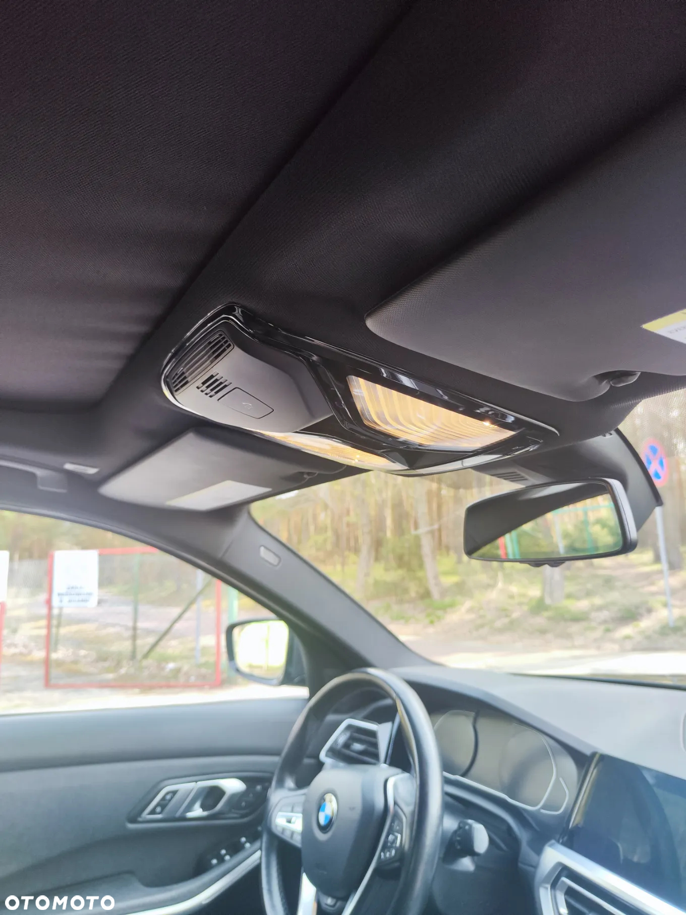 BMW Seria 3 330i Sport Line - 25