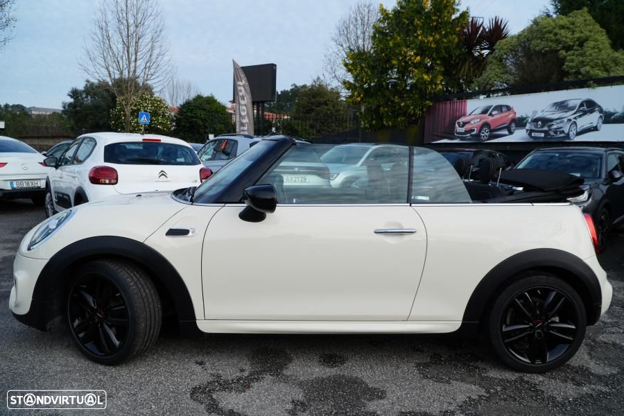 MINI Cabrio Cooper Premium Plus JCW Auto - 8