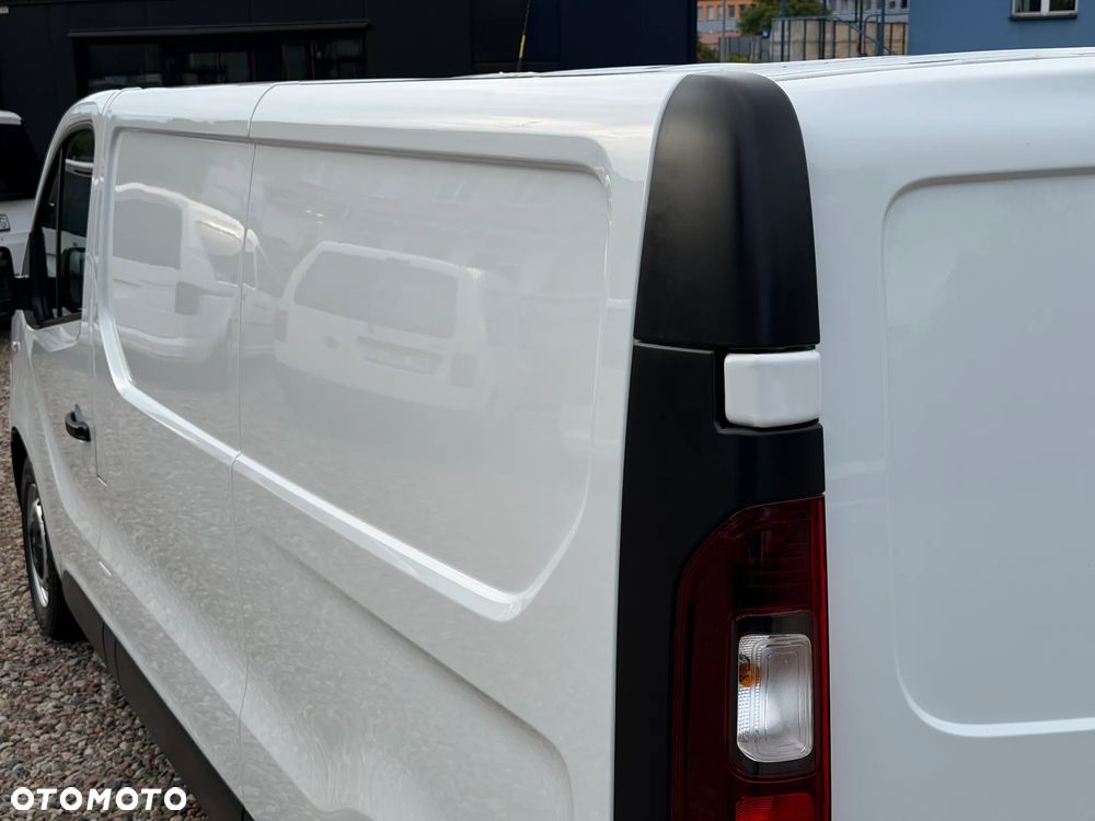 Renault TRAFIC VAN EXTRA Long, L2H1 MAXI, VAT-1, MOCNY SILNIK 2.0 dCi 145KM Euro6, ROZRZĄD NA ŁAŃCUCHU, DESIGN BUSINESS+ Radio ALPINE, REFLEKTORY RENAULT FULL LED PURE VISION+ PAKIET CHROM, MOBILNE BIURO, PARKTRONIKI, Furgon van z pełną zabudową paki 3m, Duża ładowność: 1124kg, Pojemność 6,7m3 - 19