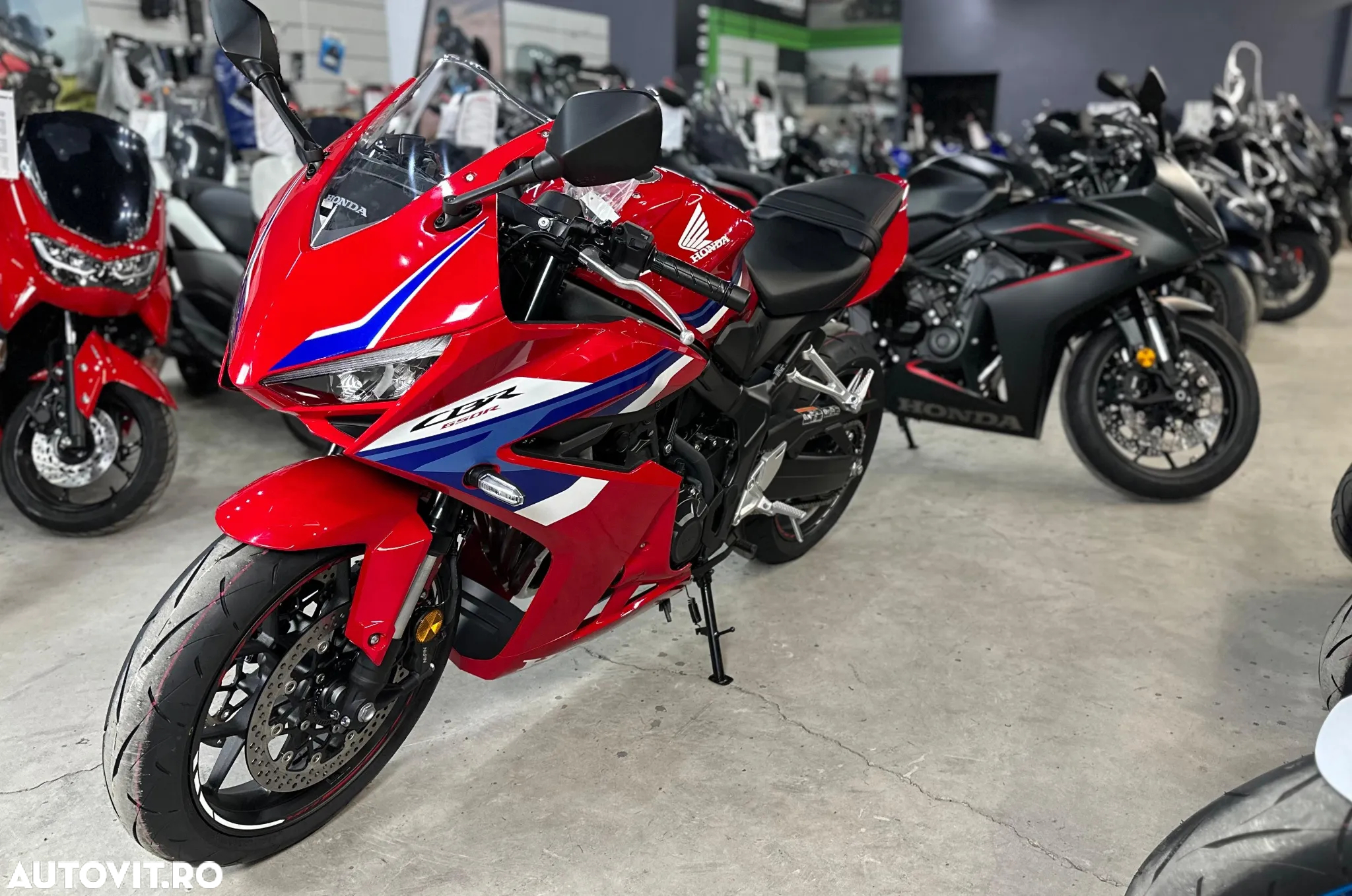 Honda CBR 650R - 3