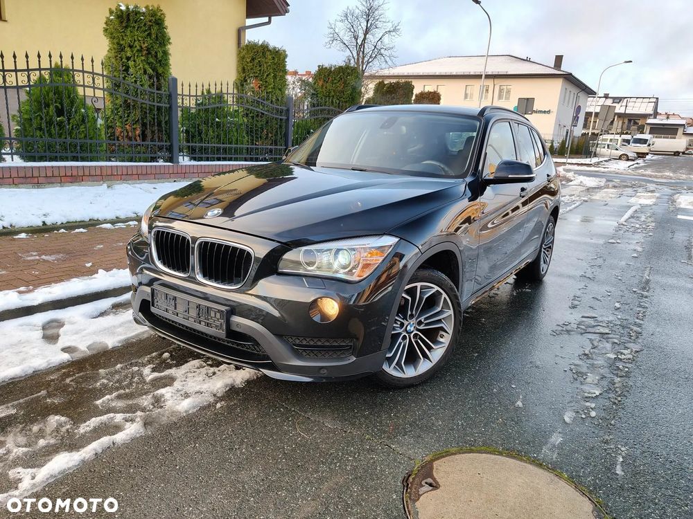 BMW X1 sDrive16d Sport Line - 1