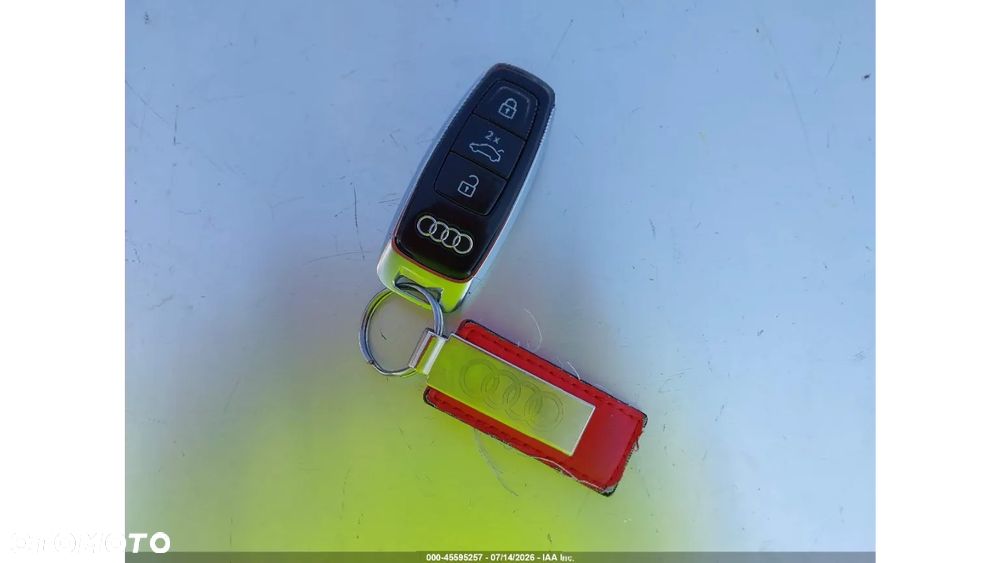 Audi Q8 55 TFSI quattro tiptronic - 14