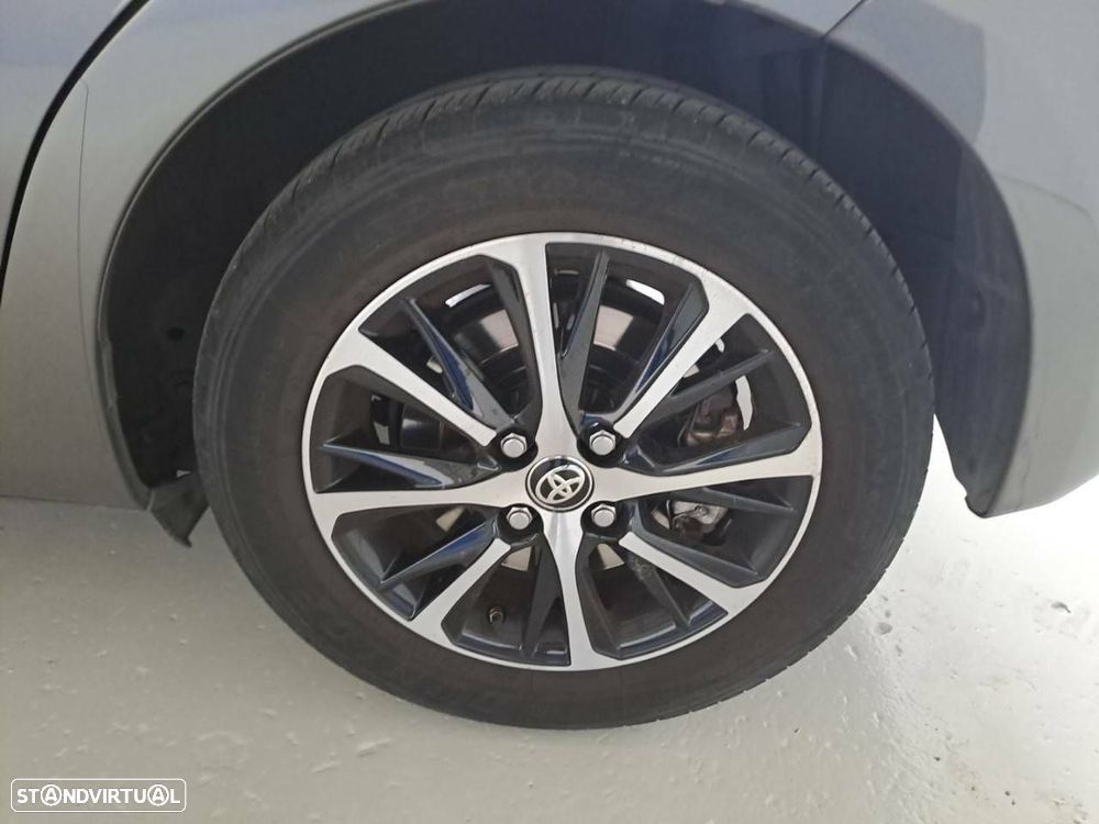 Toyota Yaris 1.5 HSD Active - 11