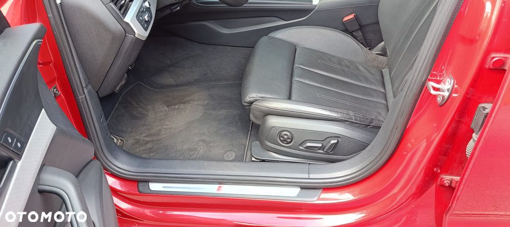 Audi A4 Avant 2.0 TFSI ultra S tronic design - 13