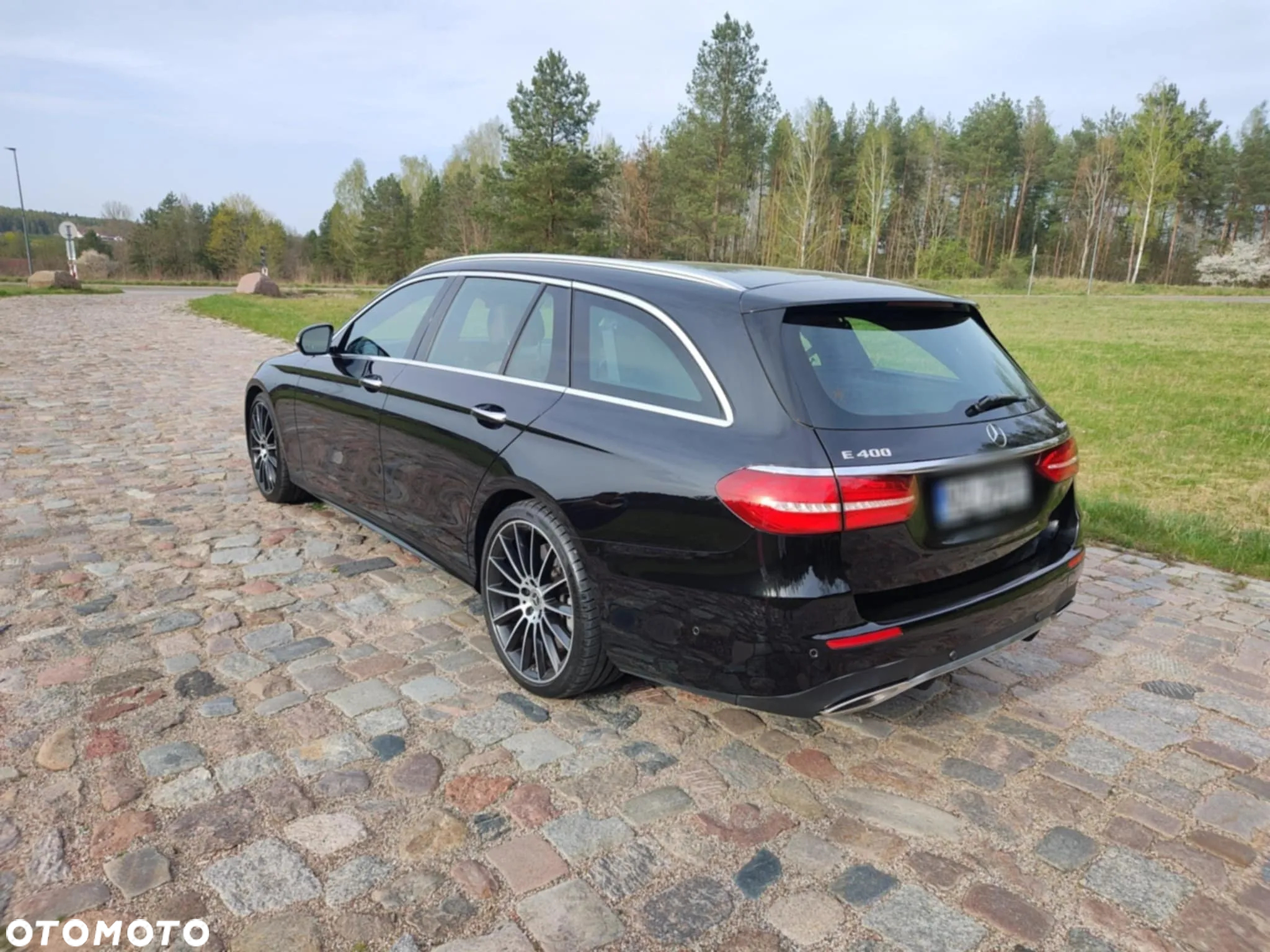 Mercedes-Benz Klasa E 400 4Matic T 9G-TRONIC AMG Line - 18