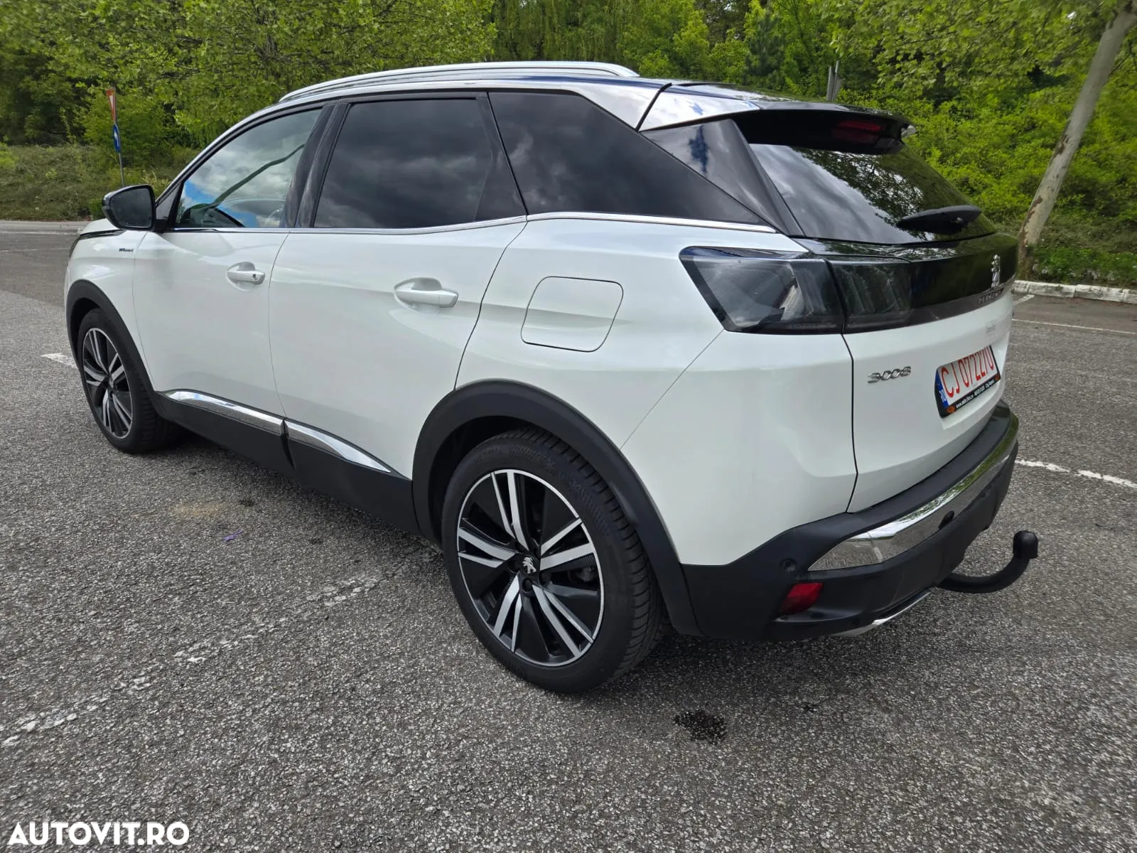 Peugeot 3008 Hybrid4 300 e-EAT8 GT Pack - 4