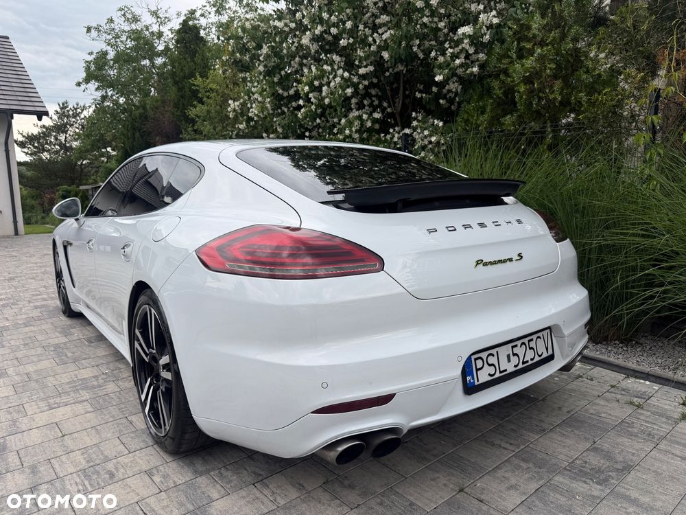 Porsche Panamera - 39