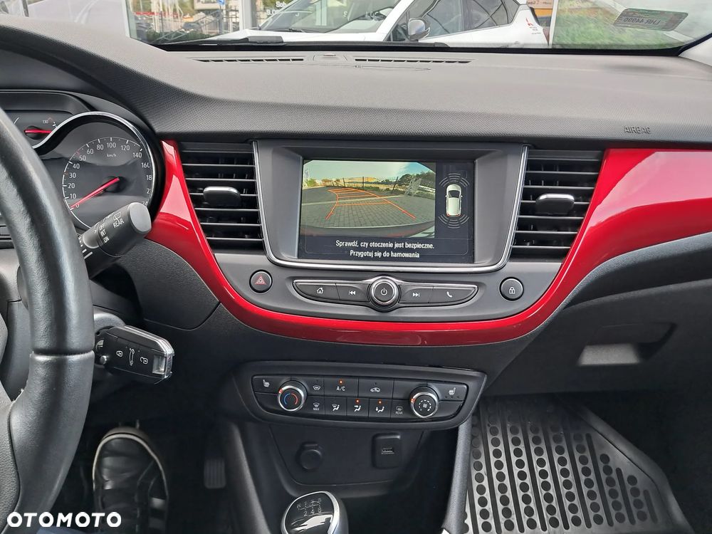 Opel Crossland 1.2 T GS Line - 10