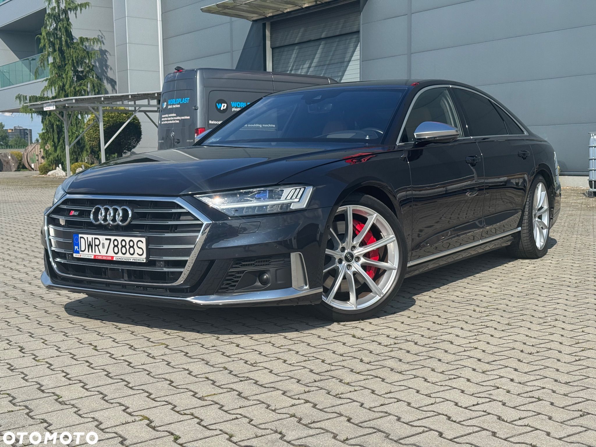 Audi S8 - 1