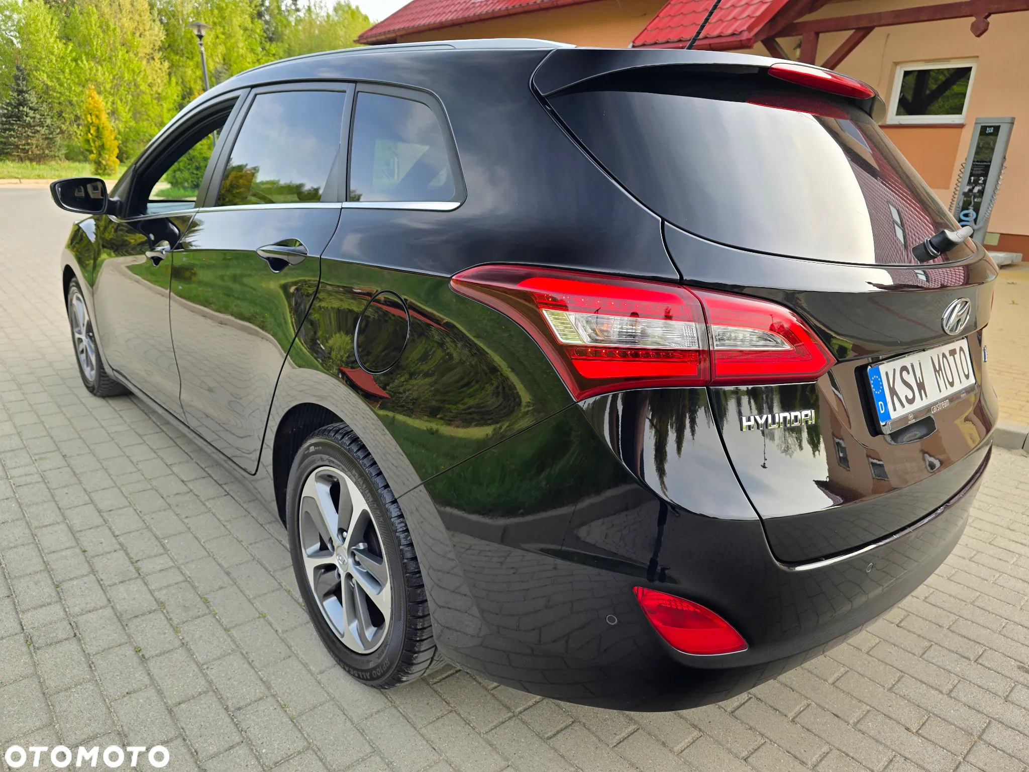 Hyundai i30 Kombi 1.4 Family - 9