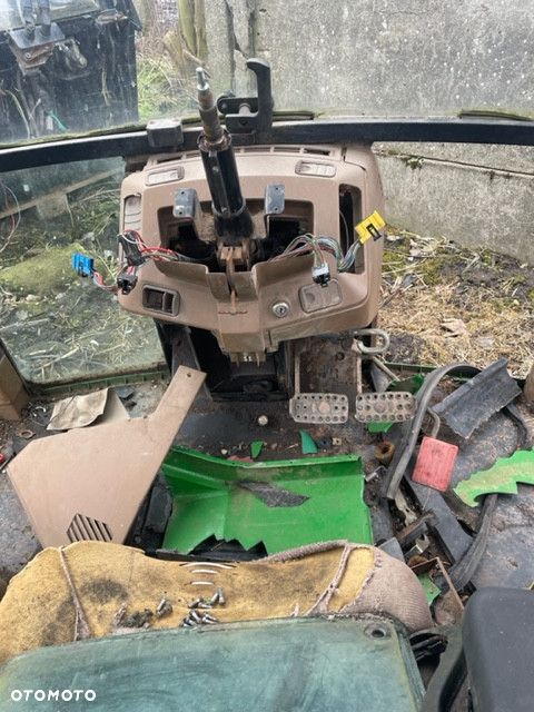 John Deere 6100/  6200 / 6300 / 6400 - Kabina [CZĘŚCI] - 3