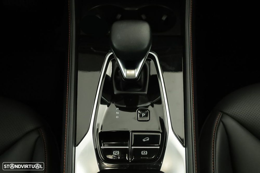 MG EHS 1.5 T-GDI Plug-in Hybrid Luxury - 14