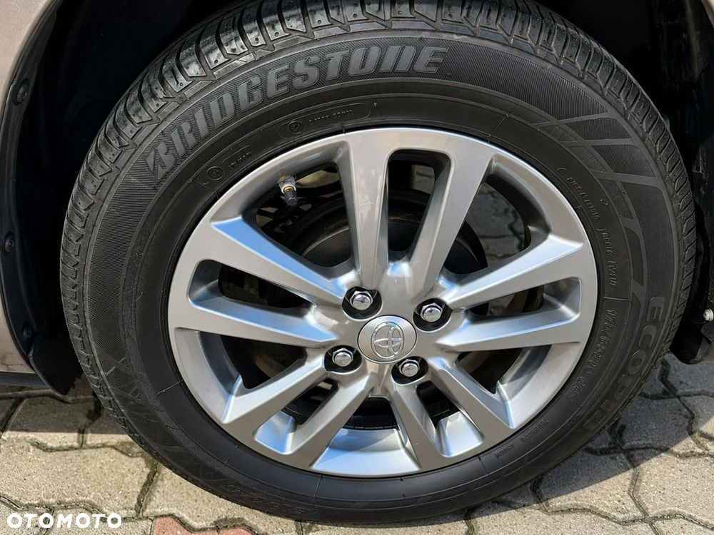 Toyota Yaris 1.33 Prestige - 14