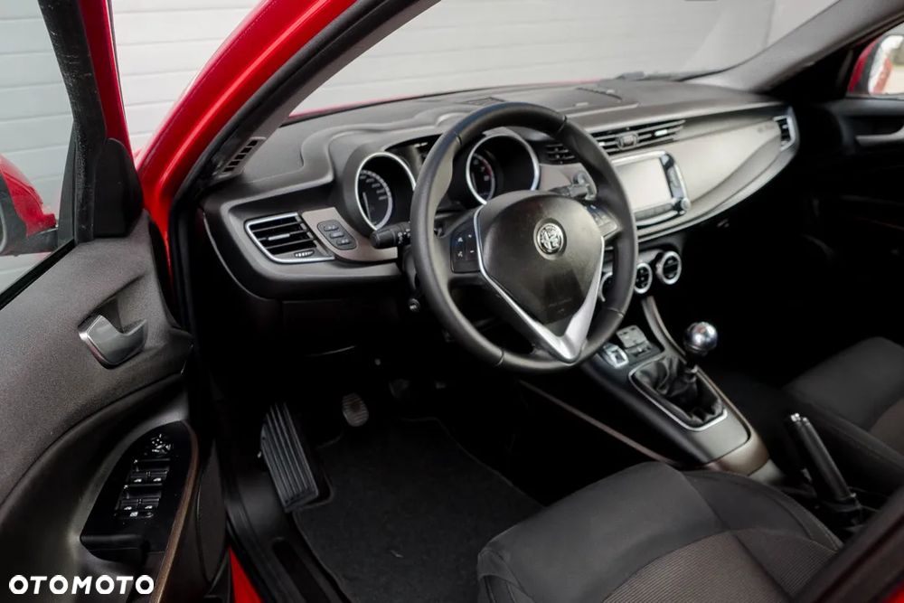 Alfa Romeo Giulietta 1.4 TB - 11