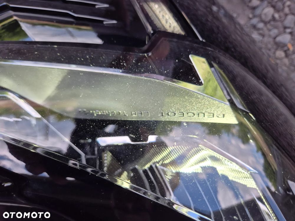 Peugeot 3008 BlueHDi 130 Stop & Start EAT8 Active Business-Paket - 28