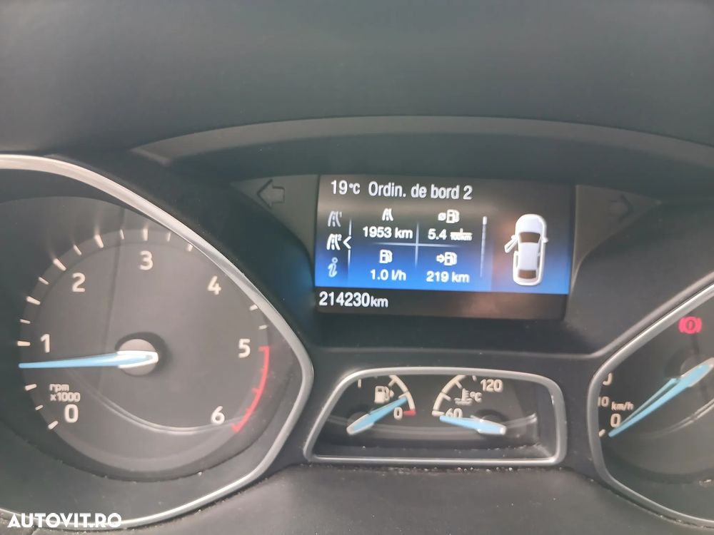 Ford Focus 1.5 TDCi DPF Start-Stopp-System Titanium - 4