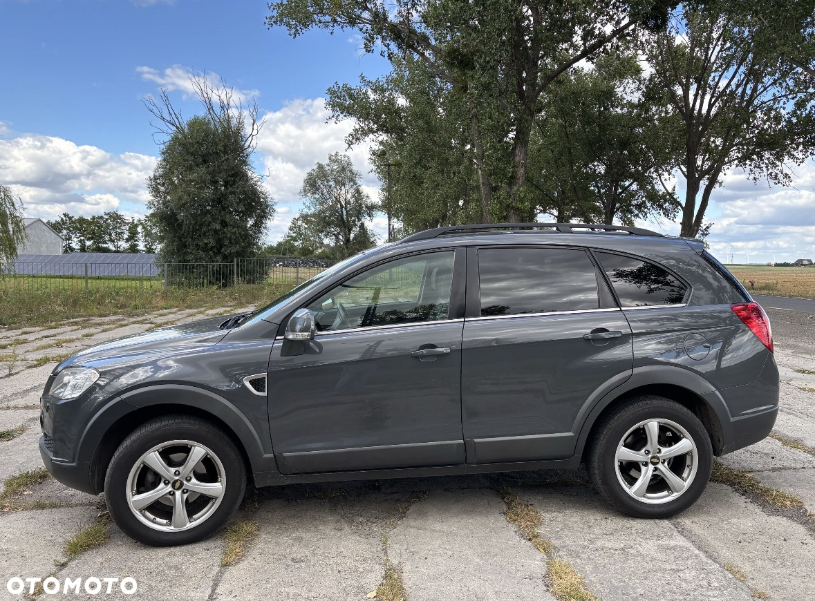 Chevrolet Captiva 2.0 d LT base - 8