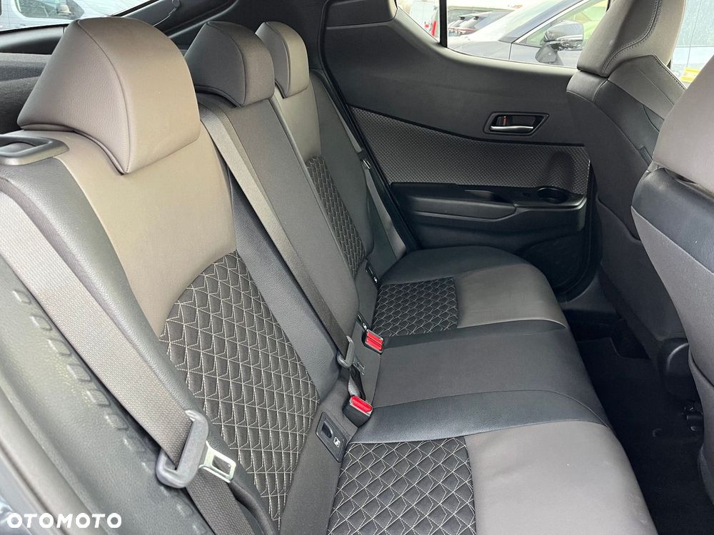Toyota C-HR 1.8 Hybrid Executive - 29