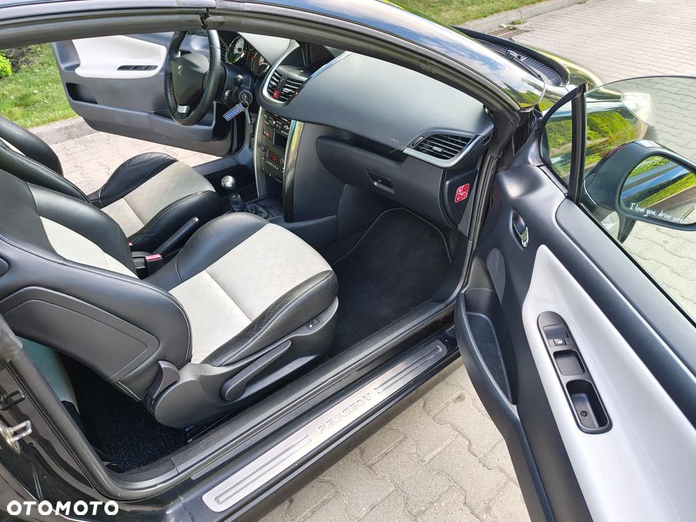 Peugeot 207 CC 120 VTi Roland Garros - 22