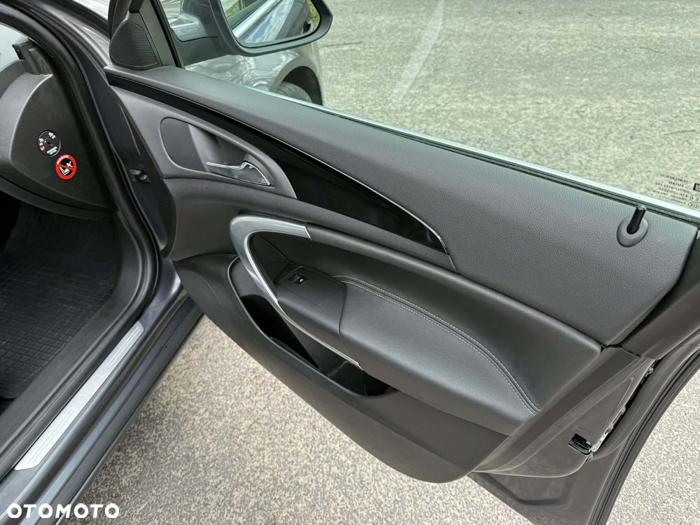 Opel Insignia 2.0 CDTI Cosmo - 11