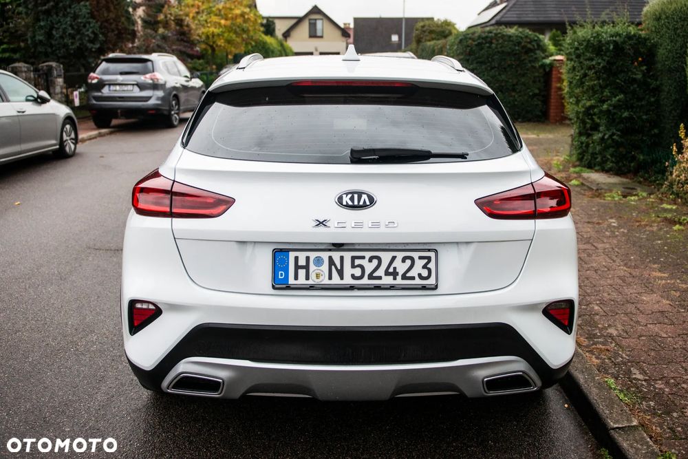 Kia XCeed 1.4 T-GDI OPF DCT7 JBL SOUND EDITION - 13