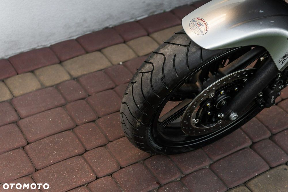 Honda CBF - 7