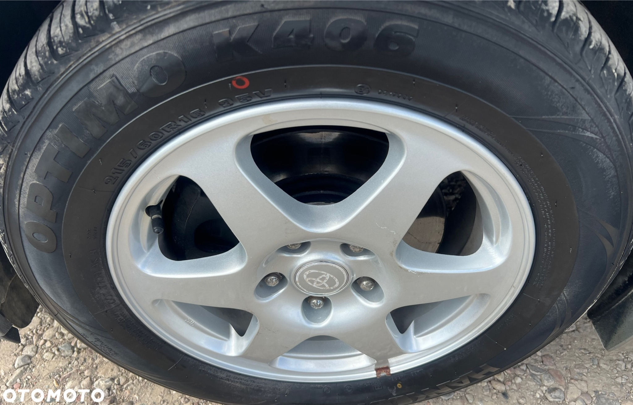 Toyota Avensis 2.0 D-4D Premium - 24