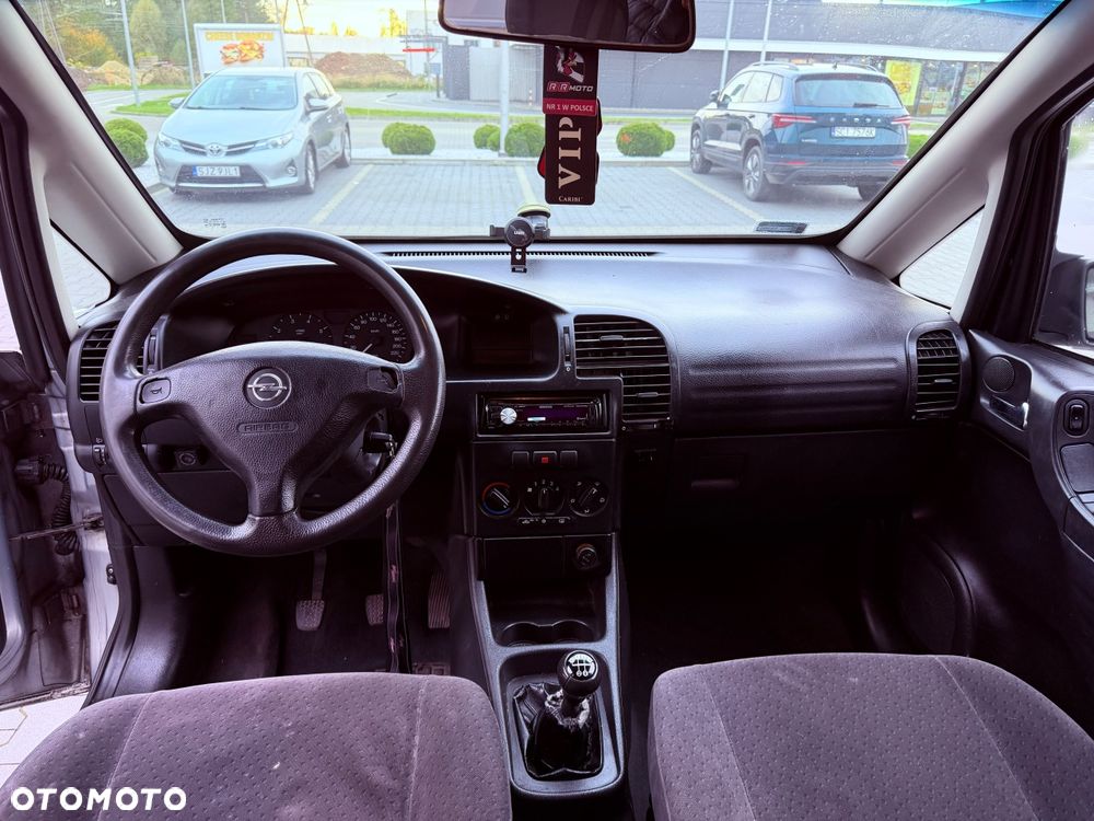 Opel Zafira - 7