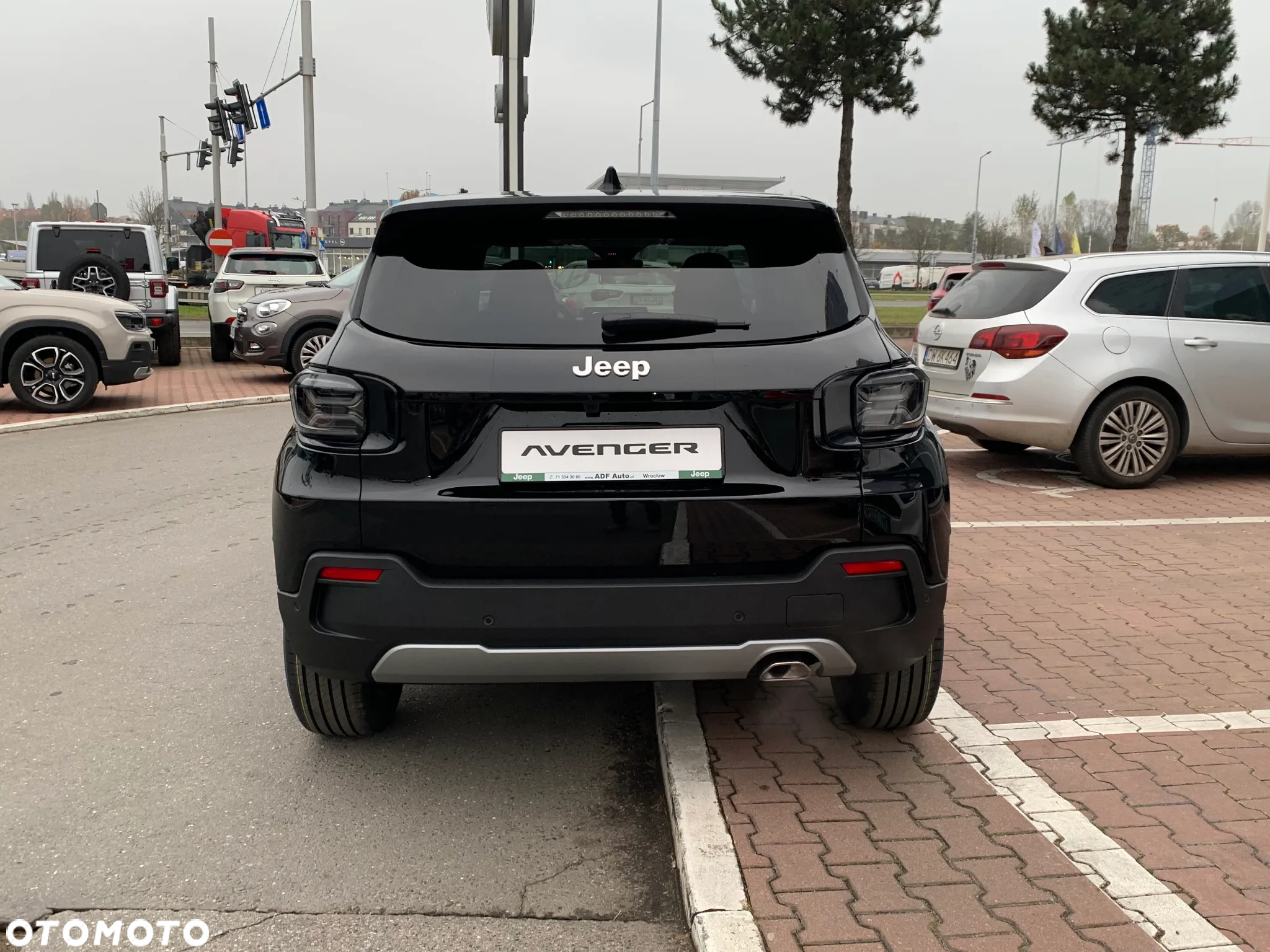 Jeep Avenger 1.2 GSE T3 Summit FWD - 7