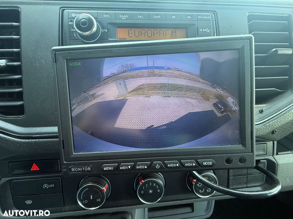 Volkswagen Crafter - 22