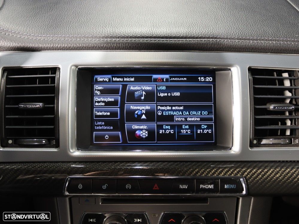 Jaguar XF 2.2 D Premium Luxury - 27