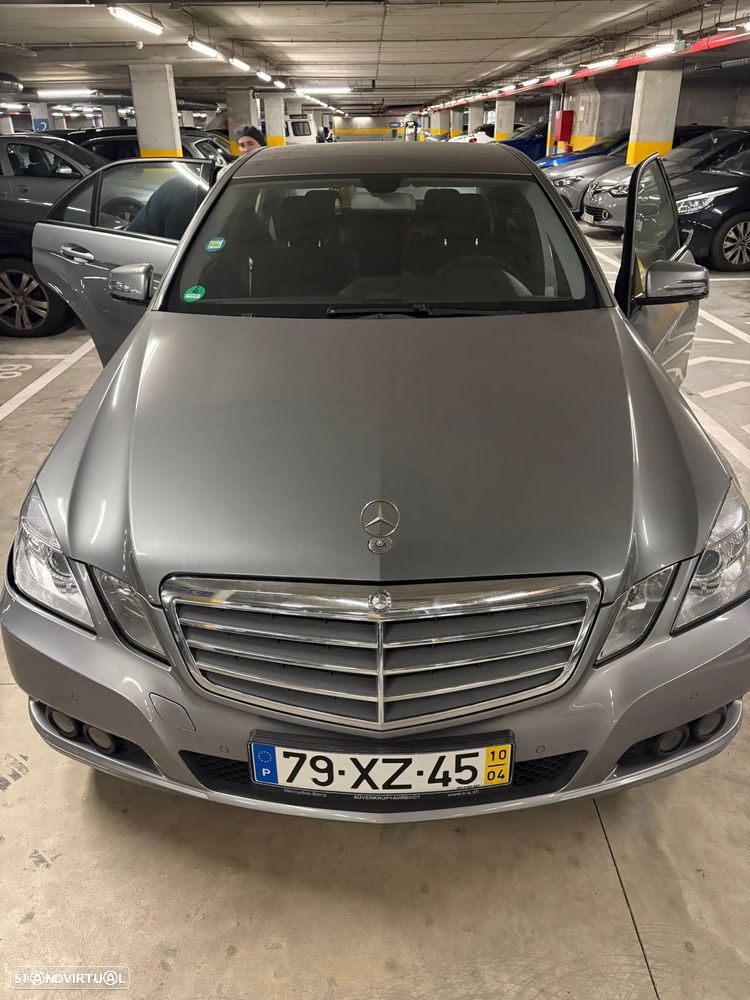 Mercedes-Benz E 220 CDI DPF BlueEFFICIENCY Auto - 20