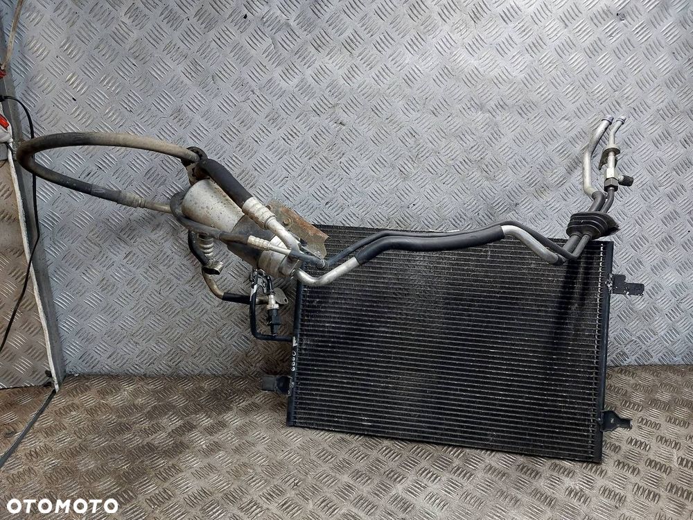 CHŁODNICA KLIMATYZACJI + PRZEWODY PASSAT B5 2.0 8V BEHR HELLA - 1