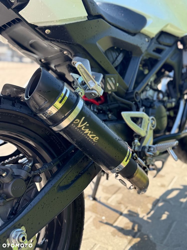 Honda CB - 4