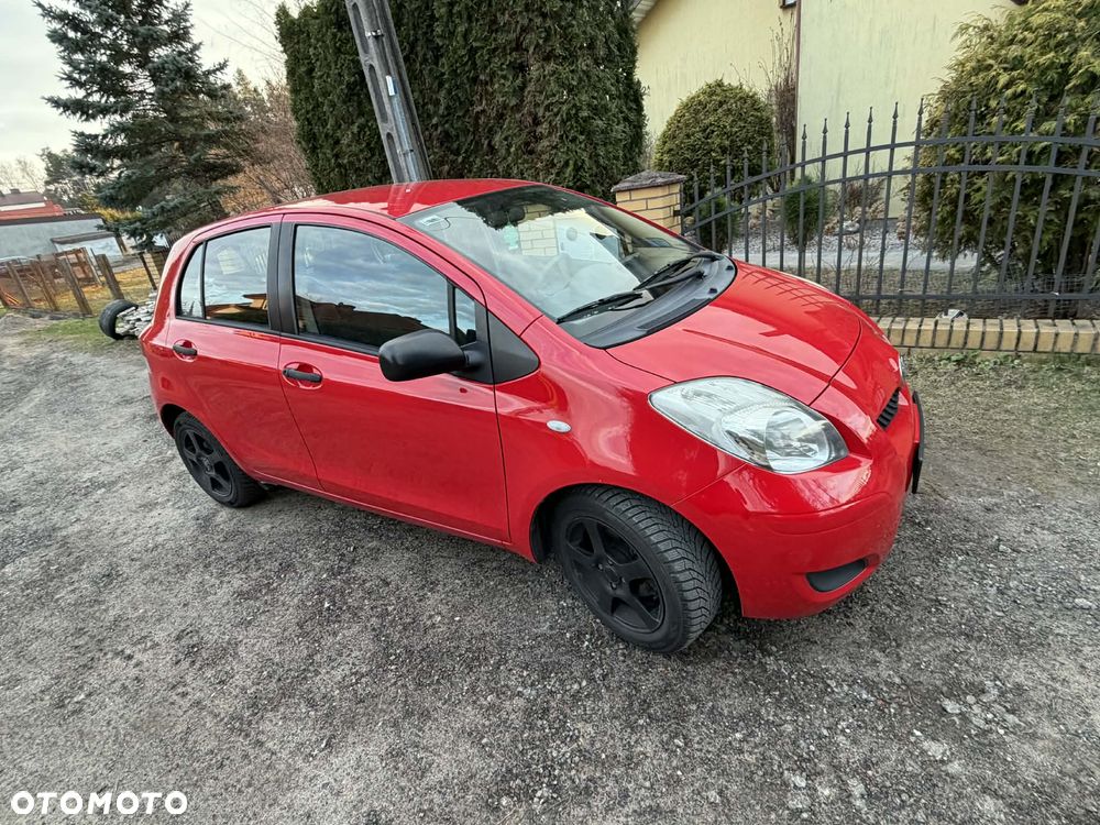 Toyota Yaris 1.0 VVT-i - 4