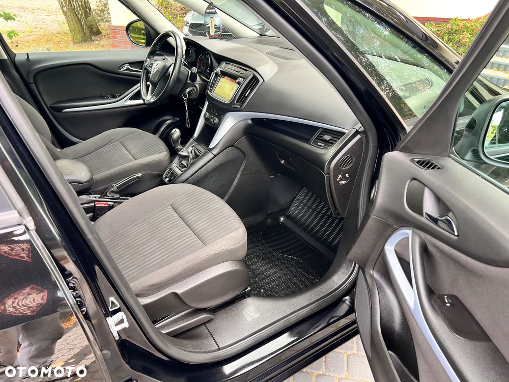 Opel Zafira 1.4 Turbo (ecoFLEX) Start/Stop Business Innovation - 19