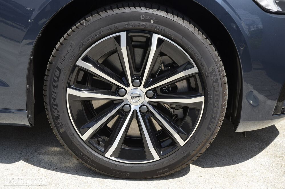 Volvo V60 2.0 T6 AWD TE Plus Dark - 8