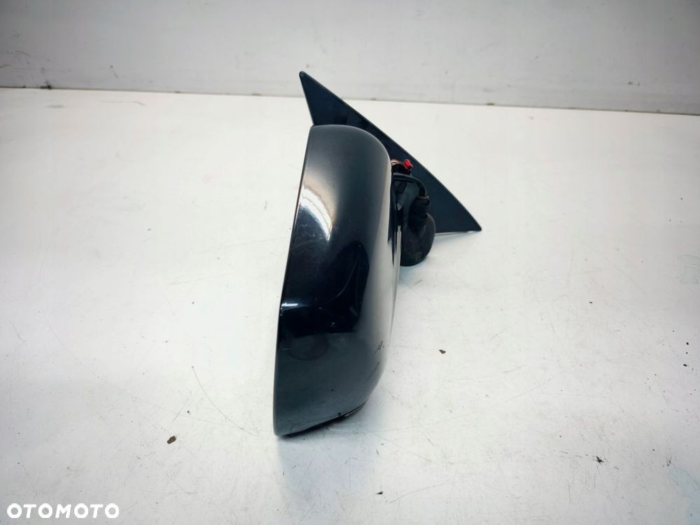 LUSTERKO ZEWNĘTRZNE PRAWE AUDI A6 C6 ALLROAD LZ9Y 5 PIN UK **2** - 3