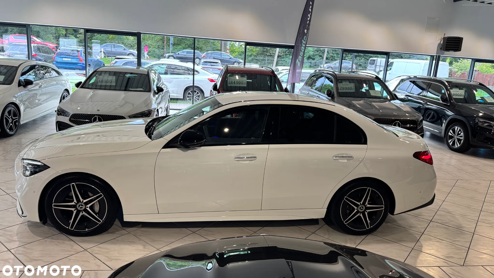 Mercedes-Benz Klasa C 300 4MATIC 9G-TRONIC - 3