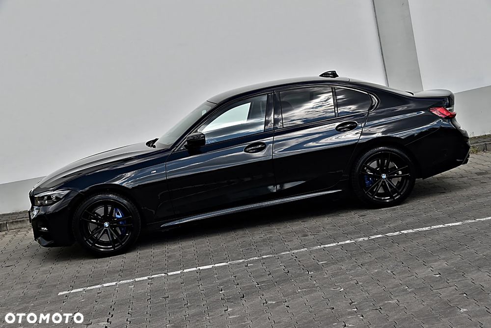 BMW Seria 3 330i xDrive - 7