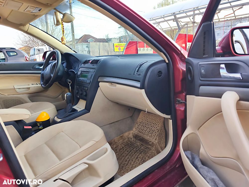 Skoda Octavia 2.0 TDI Elegance - 20