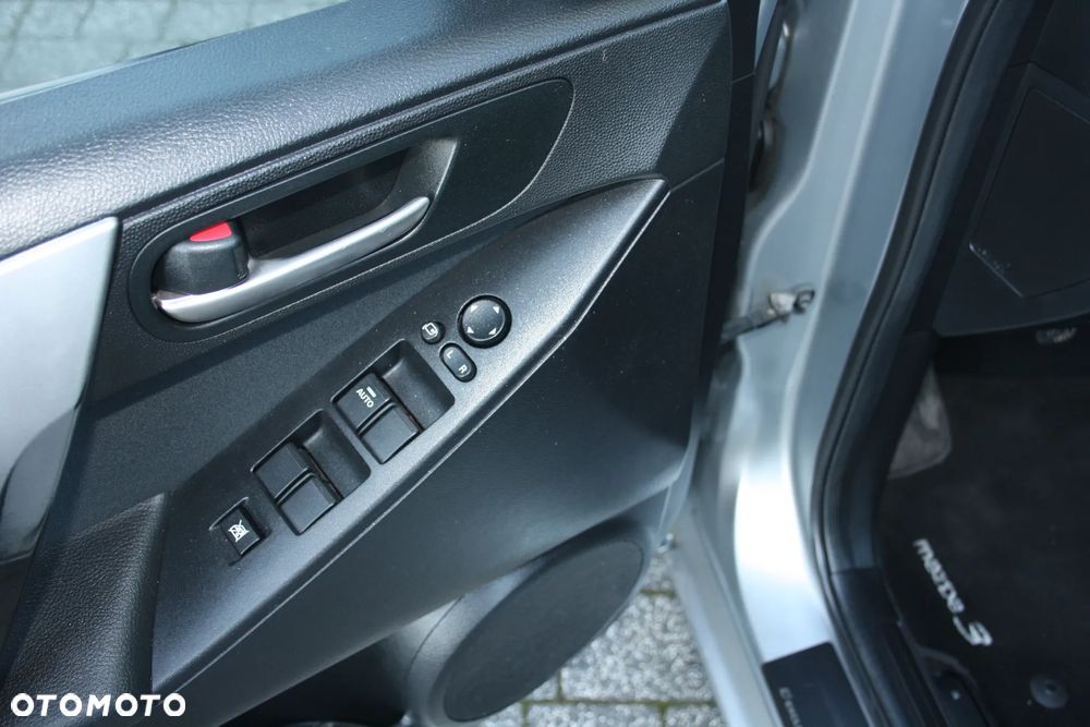 Mazda 3 1.6 Comfort EU5 - 10