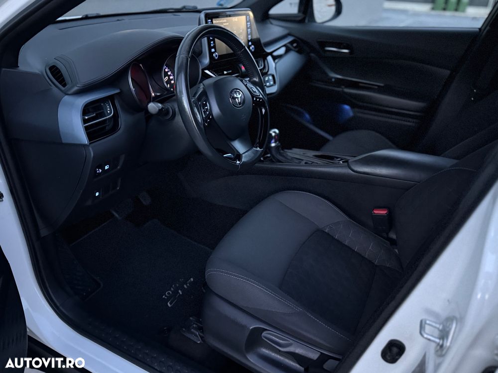 Toyota C-HR 1.8 HSD 122 CP 4x2 CVT C-ult Style bi-tone - 24