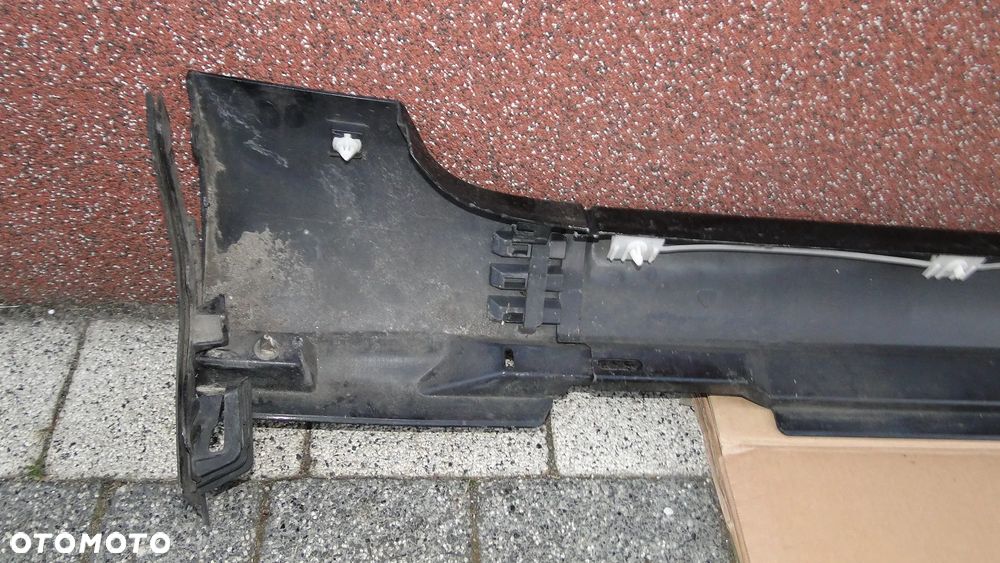 VW PASSAT B7 SEDAN LISTWA NAKŁADKA PROGOWA PROGU LEWA LC9X - 12