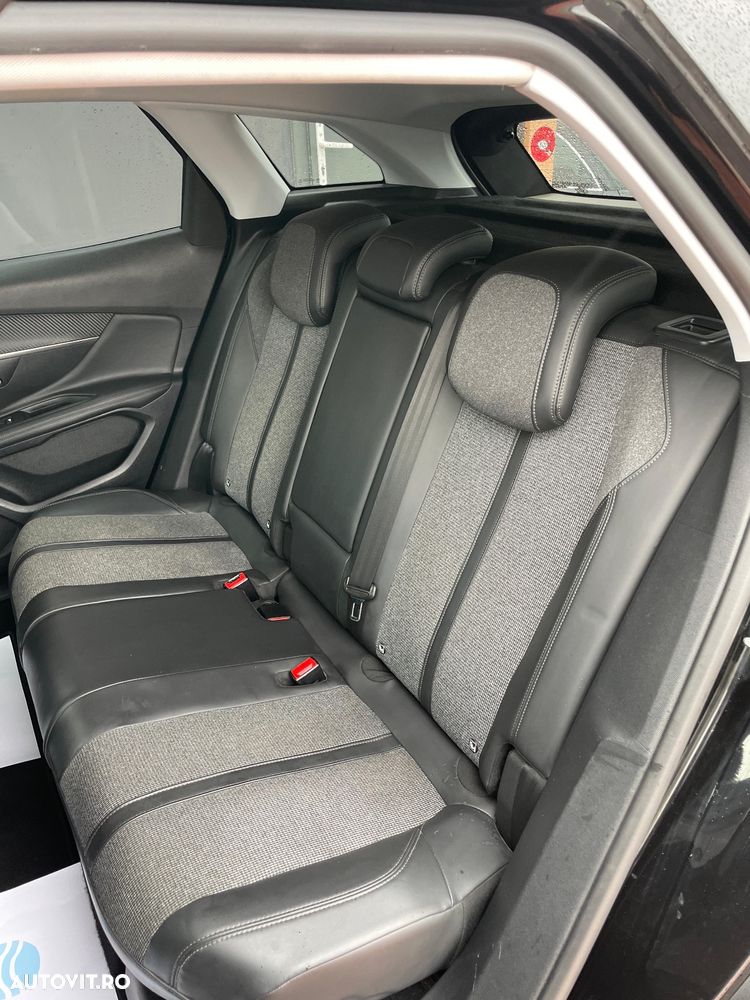 Peugeot 3008 - 26