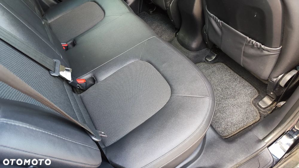 Hyundai ix35 2.0 2WD Automatik Trend - 26