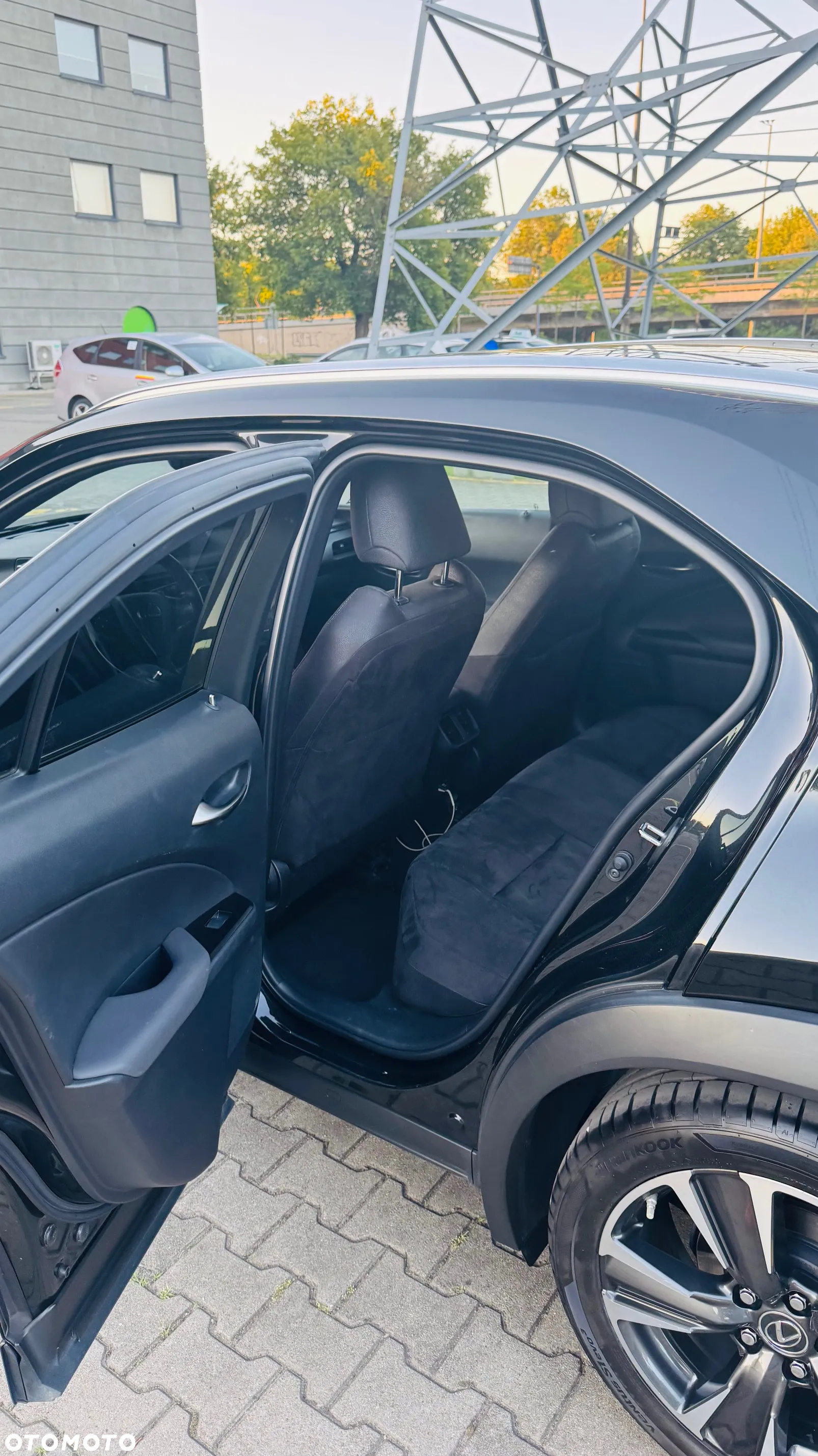 Lexus UX - 11