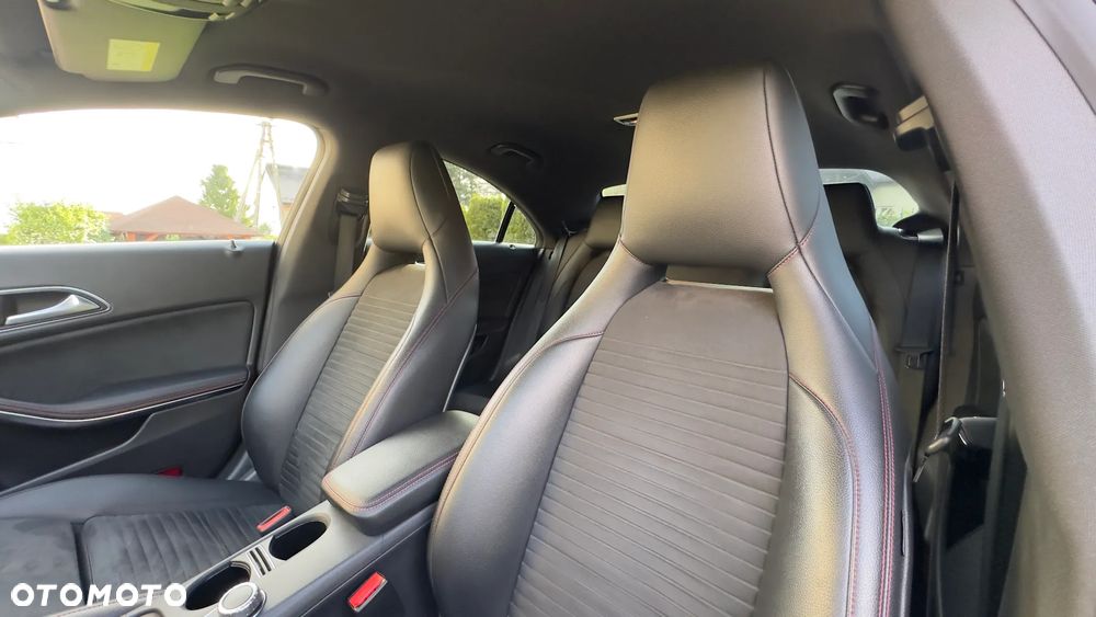 Mercedes-Benz CLA 200 7G-DCT AMG Line - 20